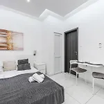 Pearl & White Luxury Residences *