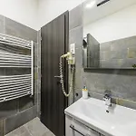 Pearl & White Luxury Residences *