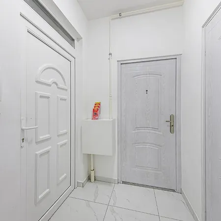 Pearl & White Luxury Residences
