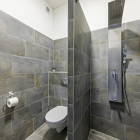 Pearl & White Luxury Residences *