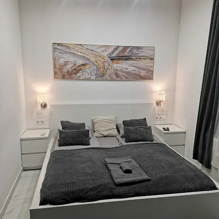 Apartment Pearl & White Luxury Residences